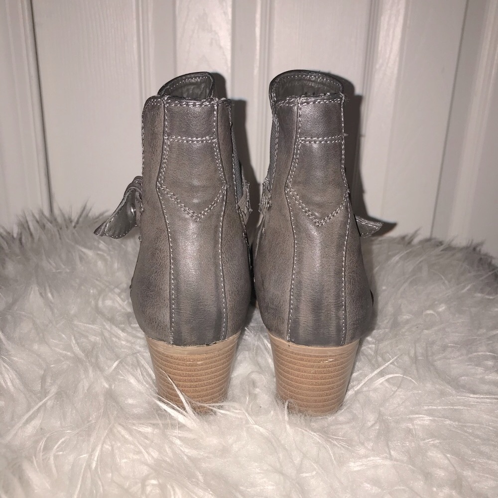 Rampage Booties - Picture 4 of 5